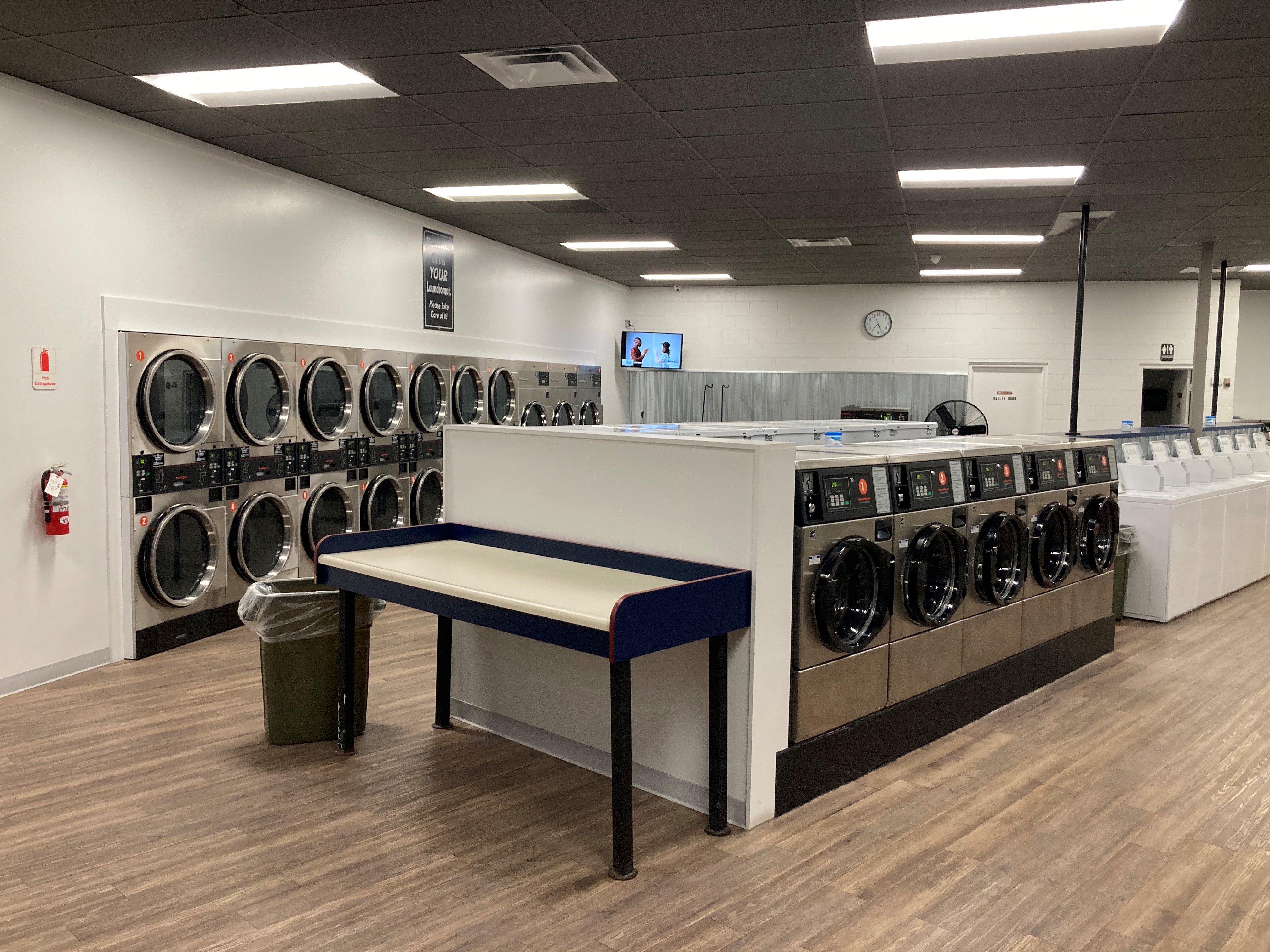 Self Service Laundromat in Whitehall OH Coin Operated